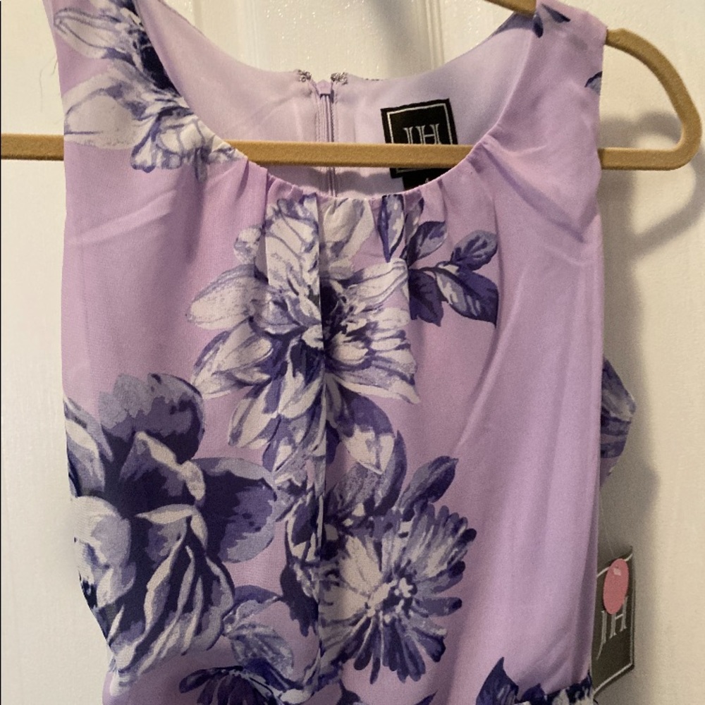 Spring dress - Picture 2 of 3